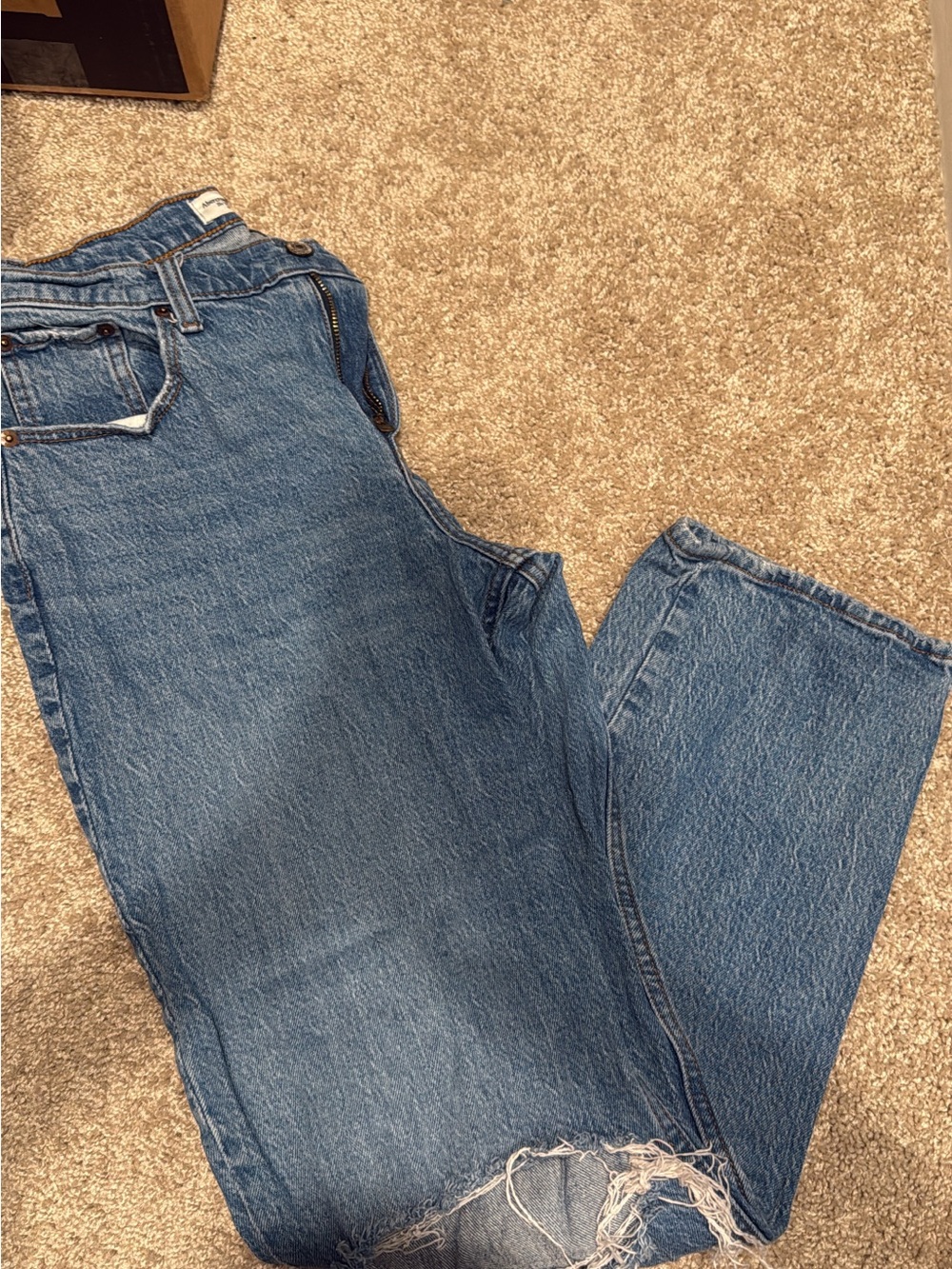 A&F 90s Straight Mid Rise Jeans Size 29 (8R)